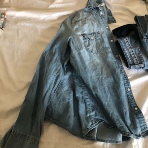 blue flannel/cardigan button up